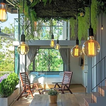 Nest By Sangob Hotel Bangkok Bagian luar foto