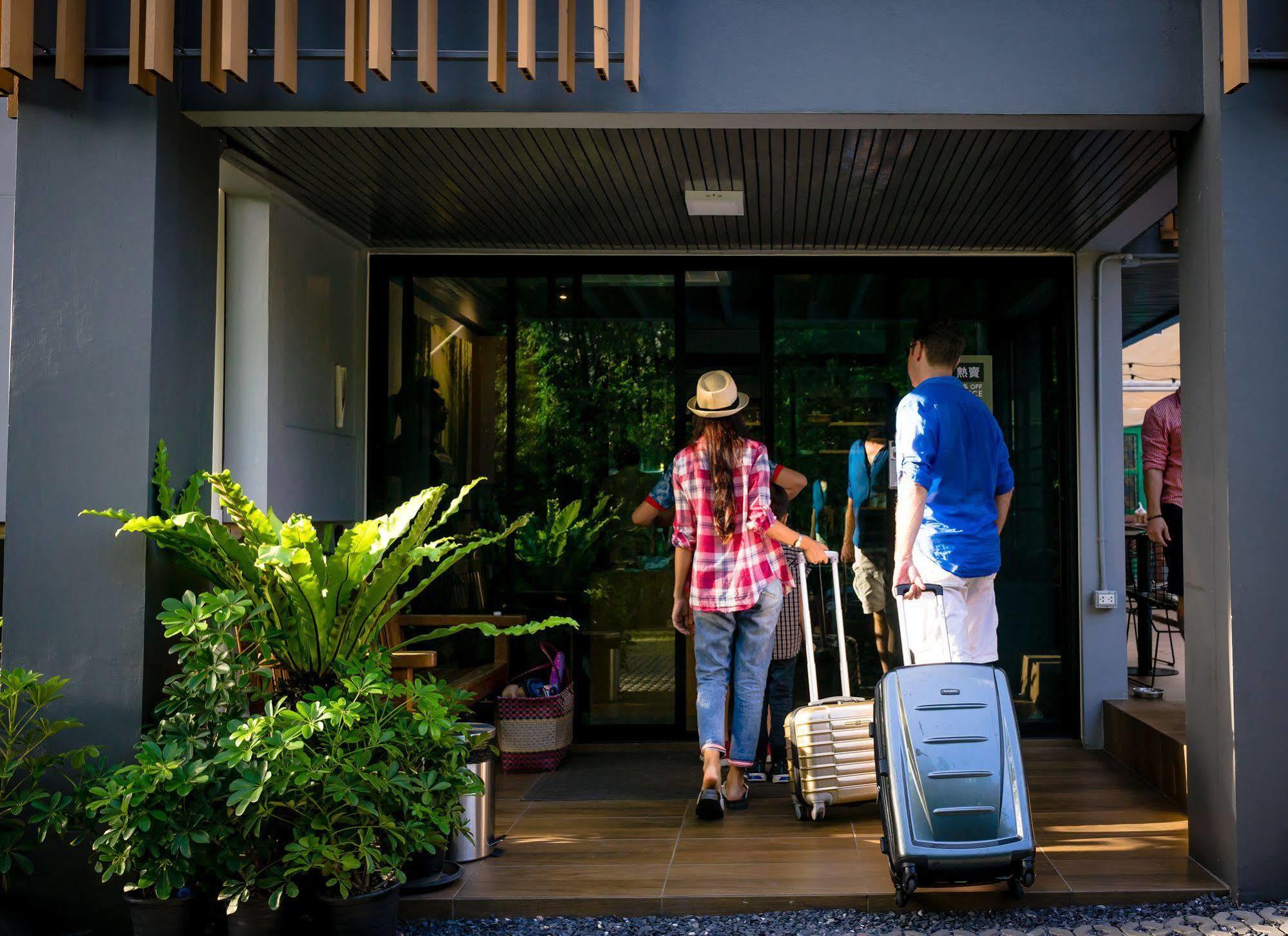 Nest By Sangob Hotel Bangkok Bagian luar foto